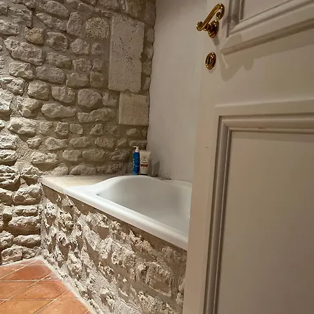 فندق مبيت وإفطار La Charentaise Doree Juillac-le-Coq